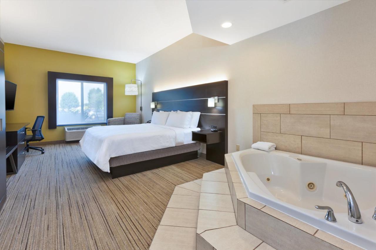 Brecksville Holiday Inn Express Hotel & Suites Cleveland-Richfield By Ihg מראה חיצוני תמונה