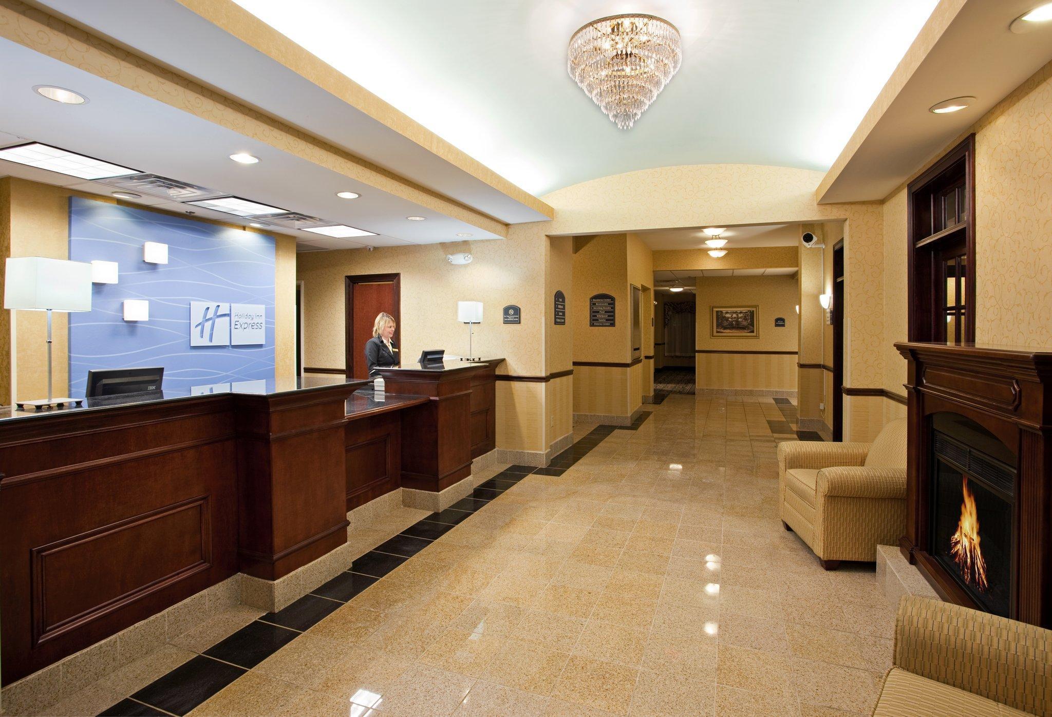 Brecksville Holiday Inn Express Hotel & Suites Cleveland-Richfield By Ihg מראה חיצוני תמונה